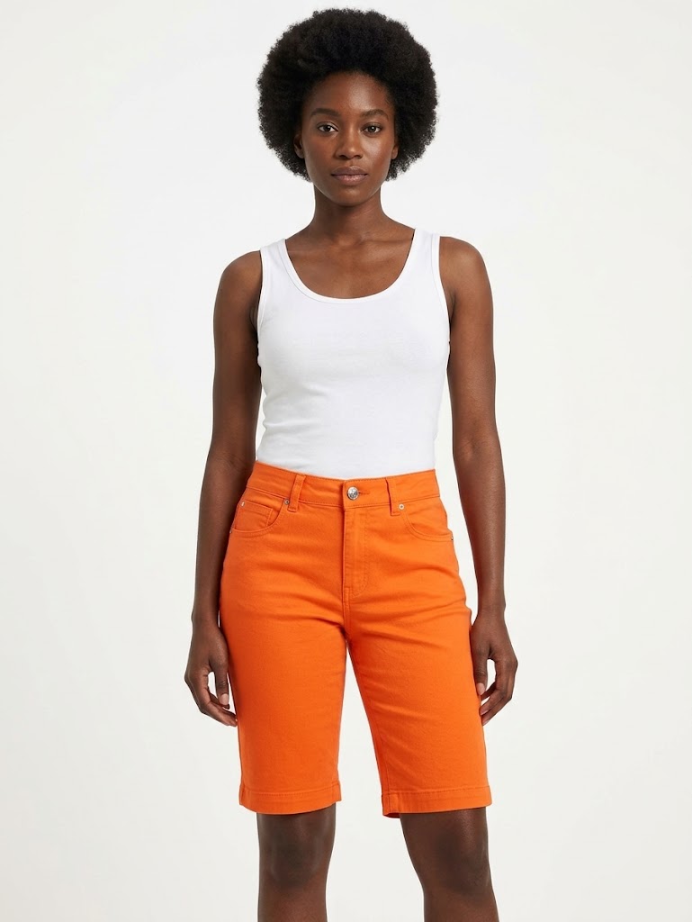 QQMY Knee length shorts