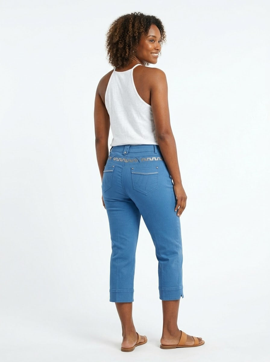 QQMY Capri