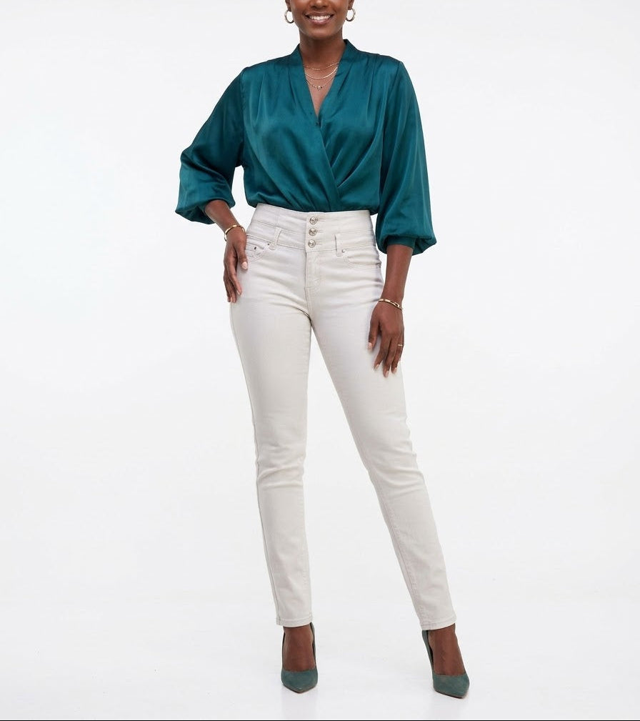 Island Elegance High-Waist Jeans